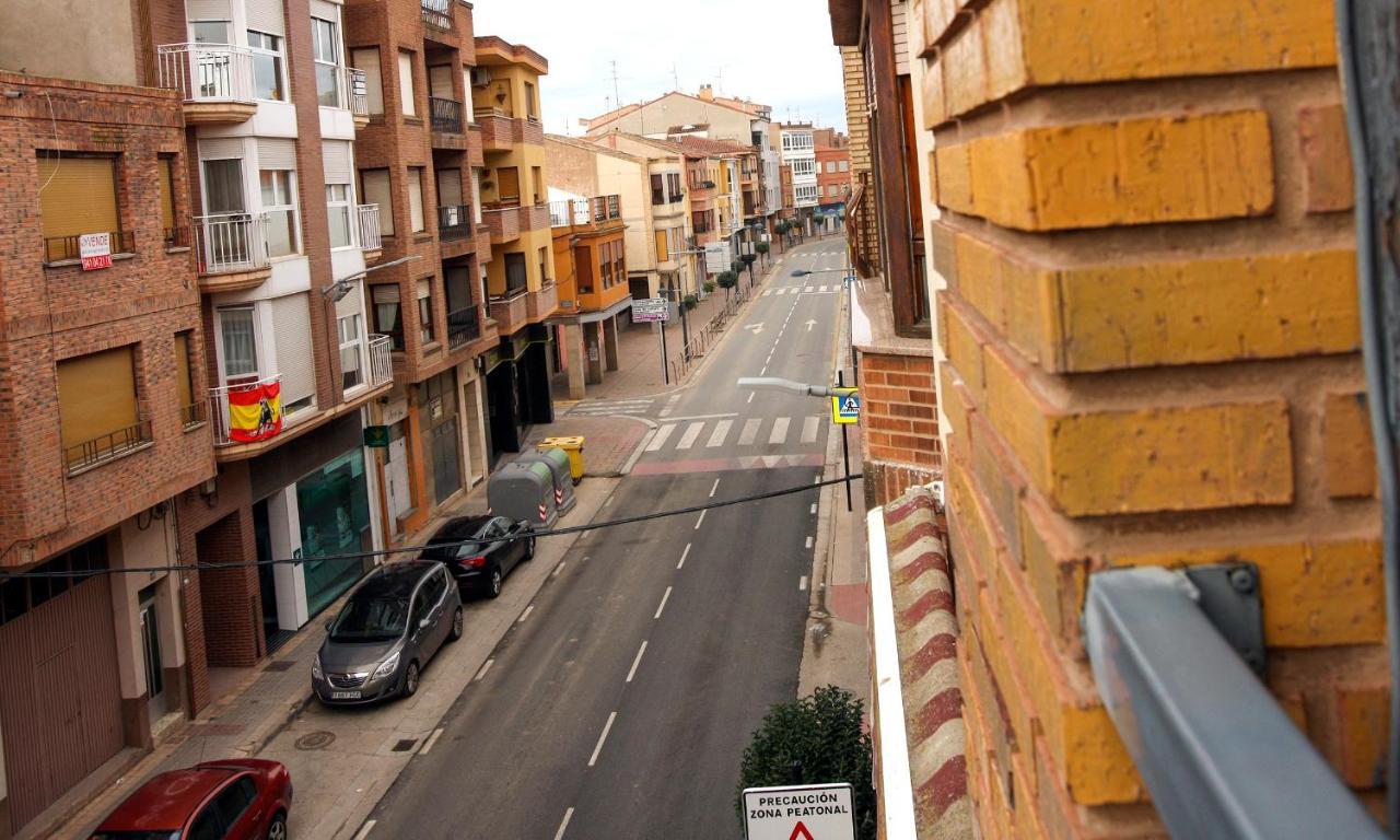Pension Como En Casa Rincon de Soto エクステリア 写真